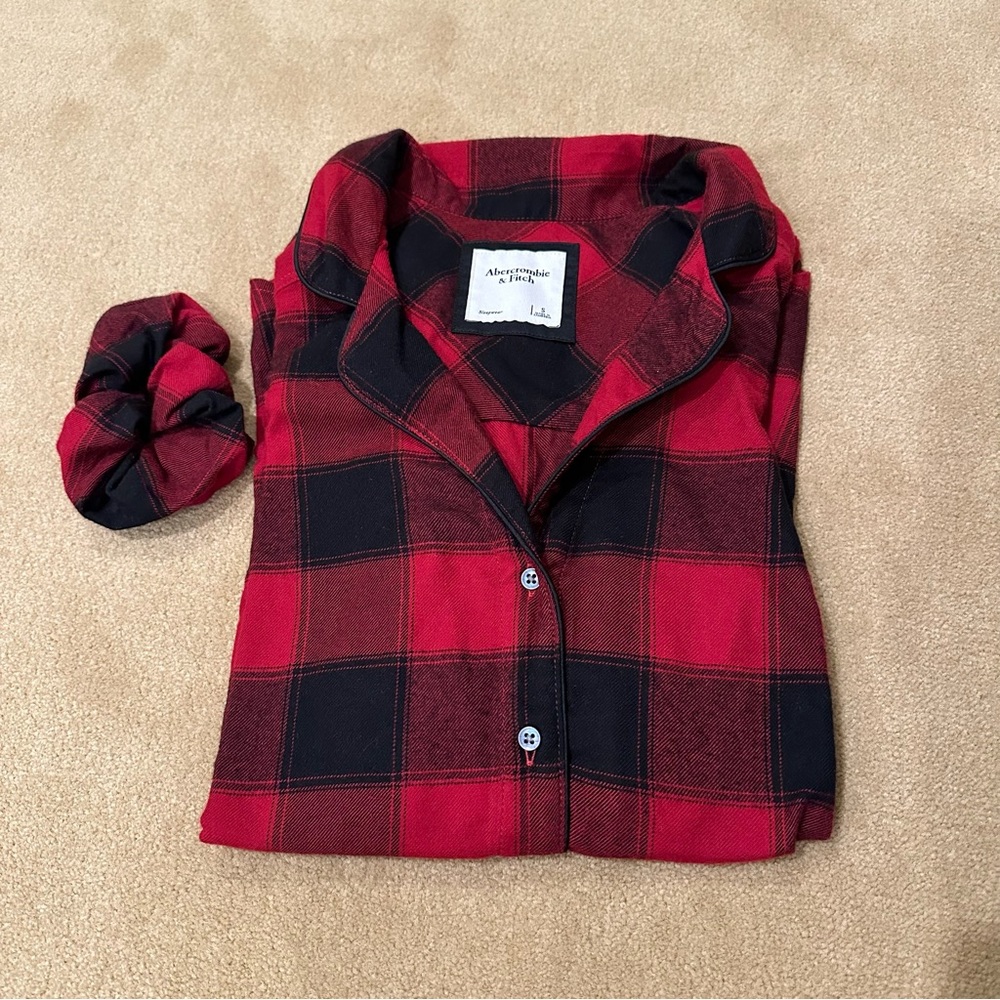 Abercrombie & Fitch Pajama Button Shirt with Scrunchie